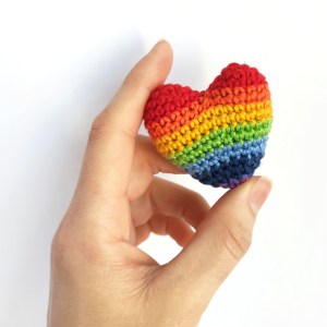 crochet rainbow heart